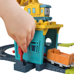 Thomas & Friends Fix & 039 Em Up Friends Motorized Train & Track Set