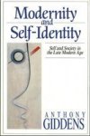 Modernity And Self-identity - Self And Society In Late Modern Age Paperback