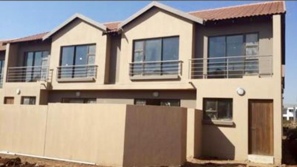 For Rent Townhouses 3 Bedrooms Garden Centurion Listings And