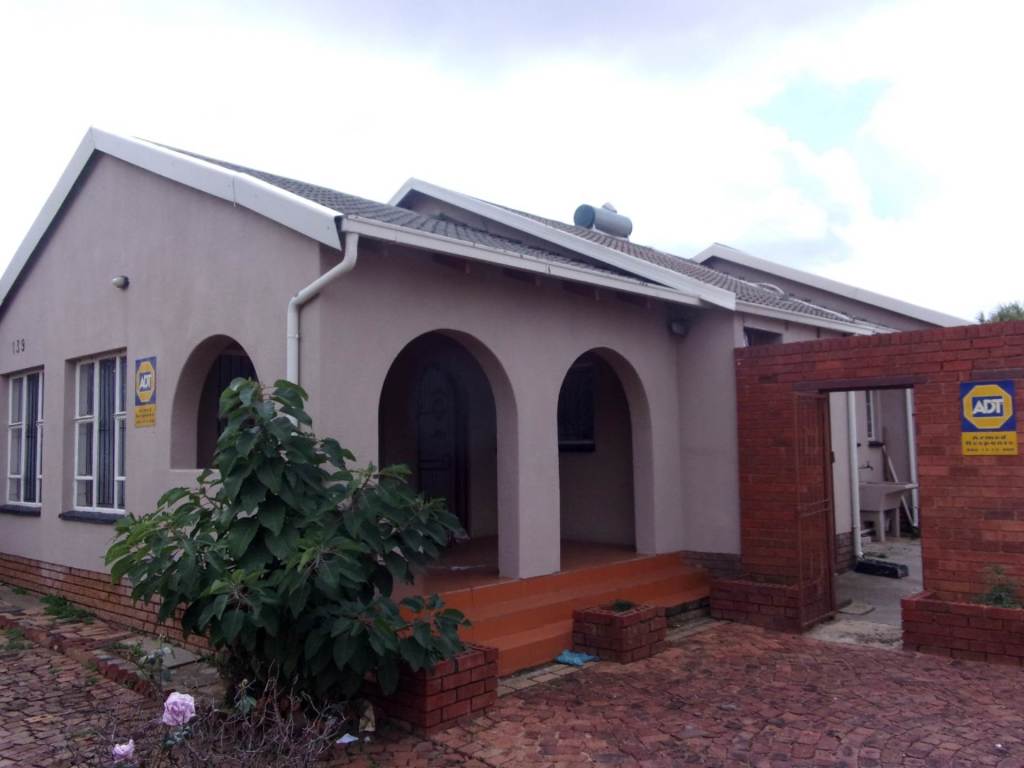 For Sale Houses Eldorado Park Ext 2 Listings And Prices Waa2